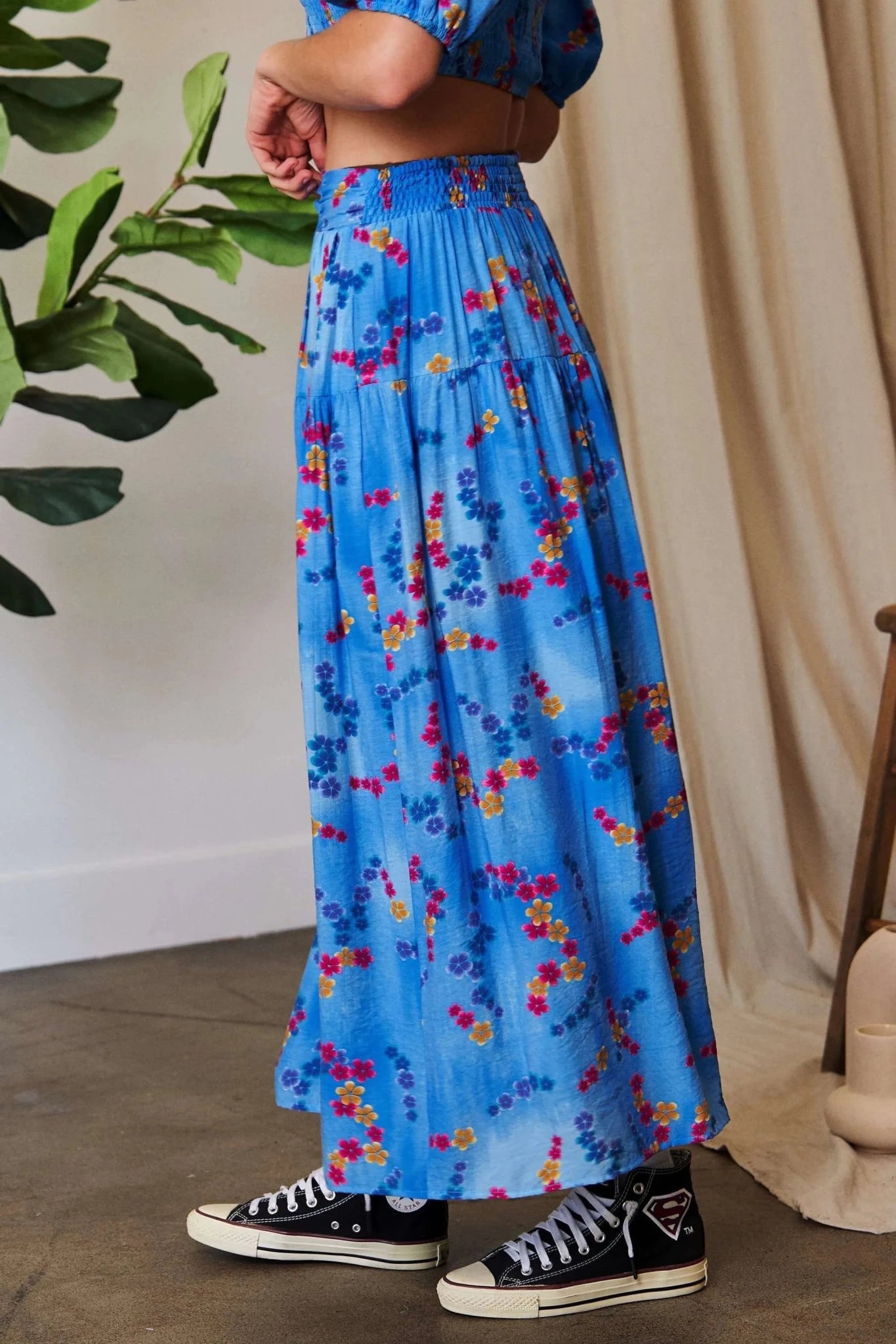 Davi & Dani Printed Smocking Waistband Ruffled Maxi Skirt - OCEAN BLUE / S
