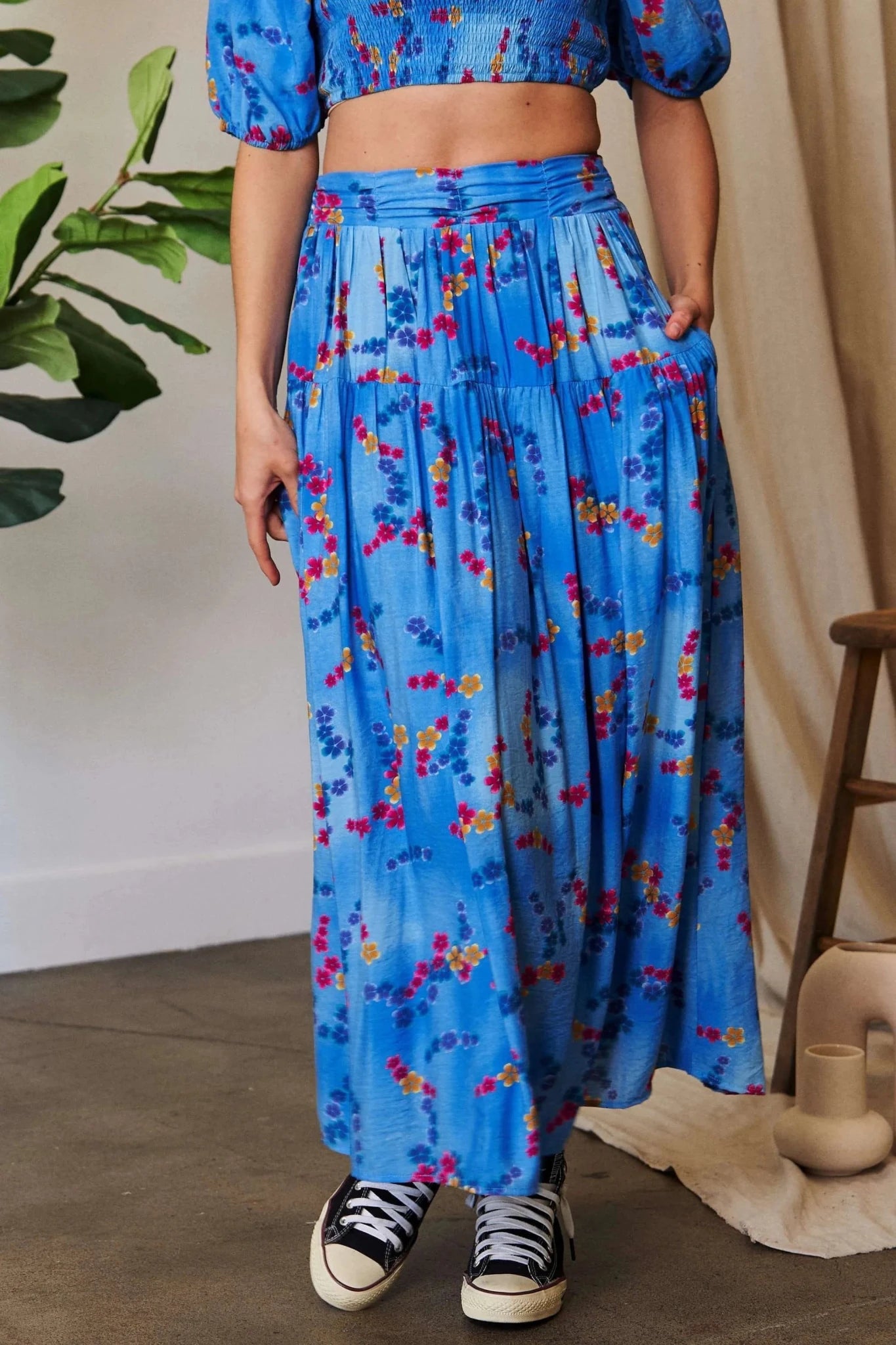 Davi & Dani Printed Smocking Waistband Ruffled Maxi Skirt - OCEAN BLUE / S