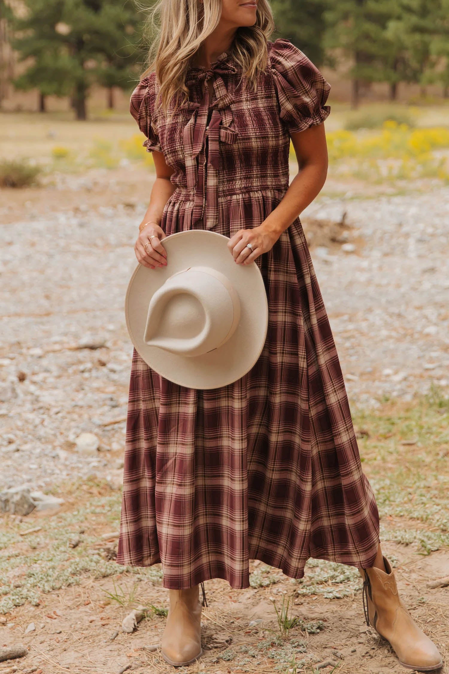 Red Vintage Plaid Midi Dress with Puff Sleeves and Tie Neckline for Daily Wear