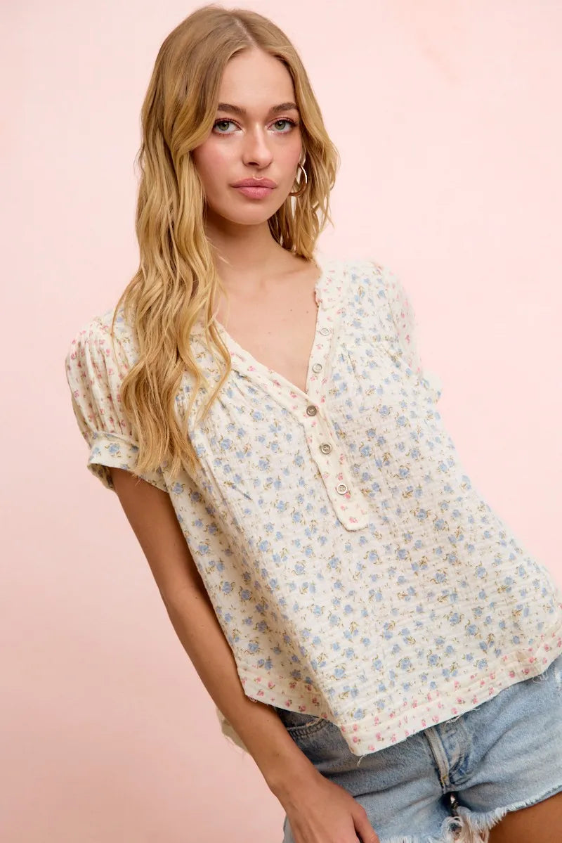 BiBi Floral Crinkle Neckdrop Short Sleeve Blouse Top - Floral / S