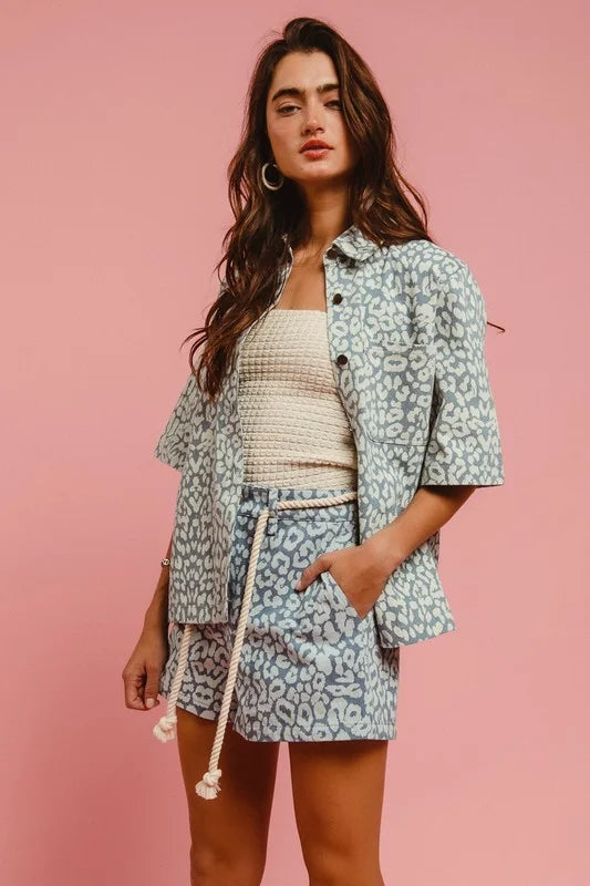 BiBi Rope Belt Leopard Shorts - LEOPARD DENIM / S