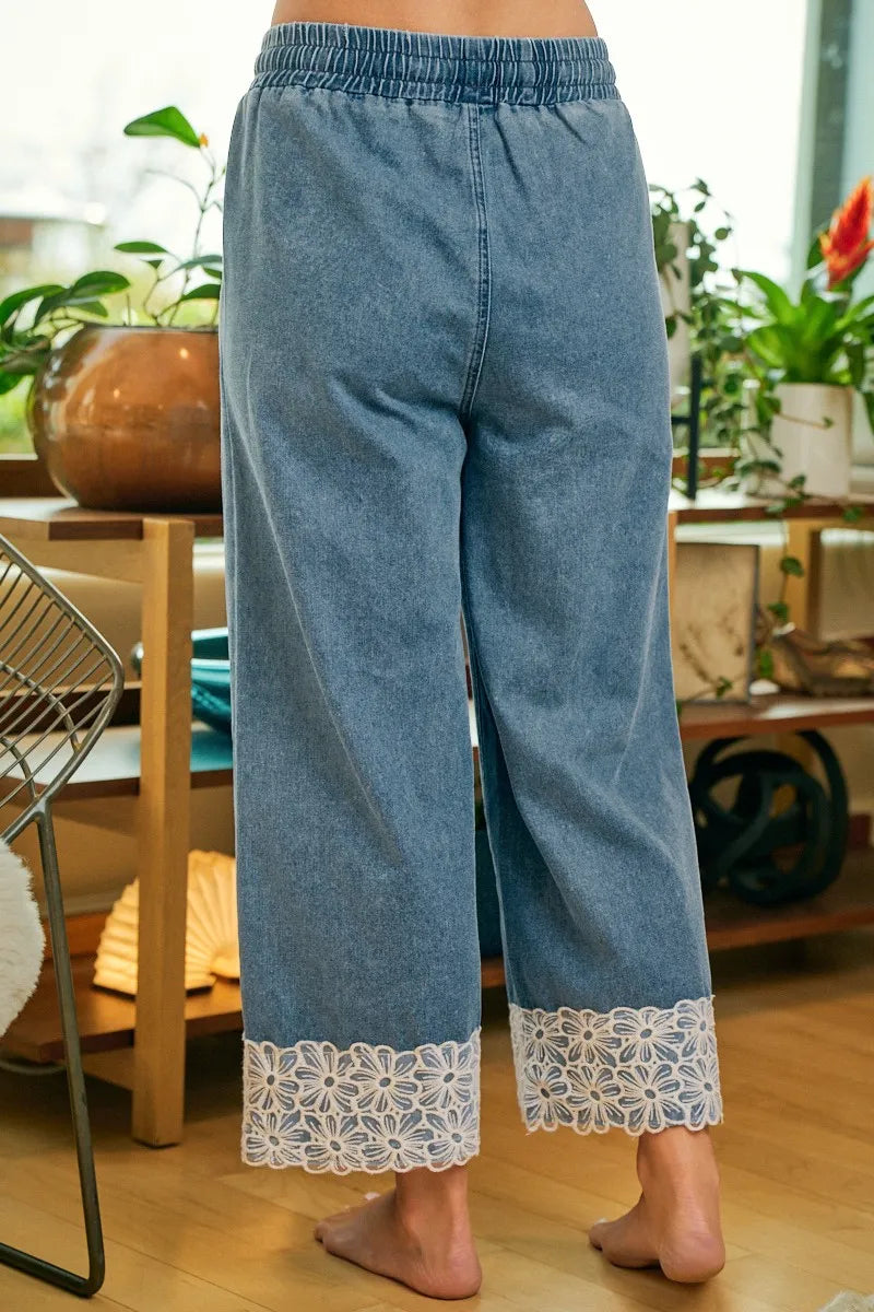 BiBi Washed Denim Waist Flower Lace Trim Pants - Denim / S