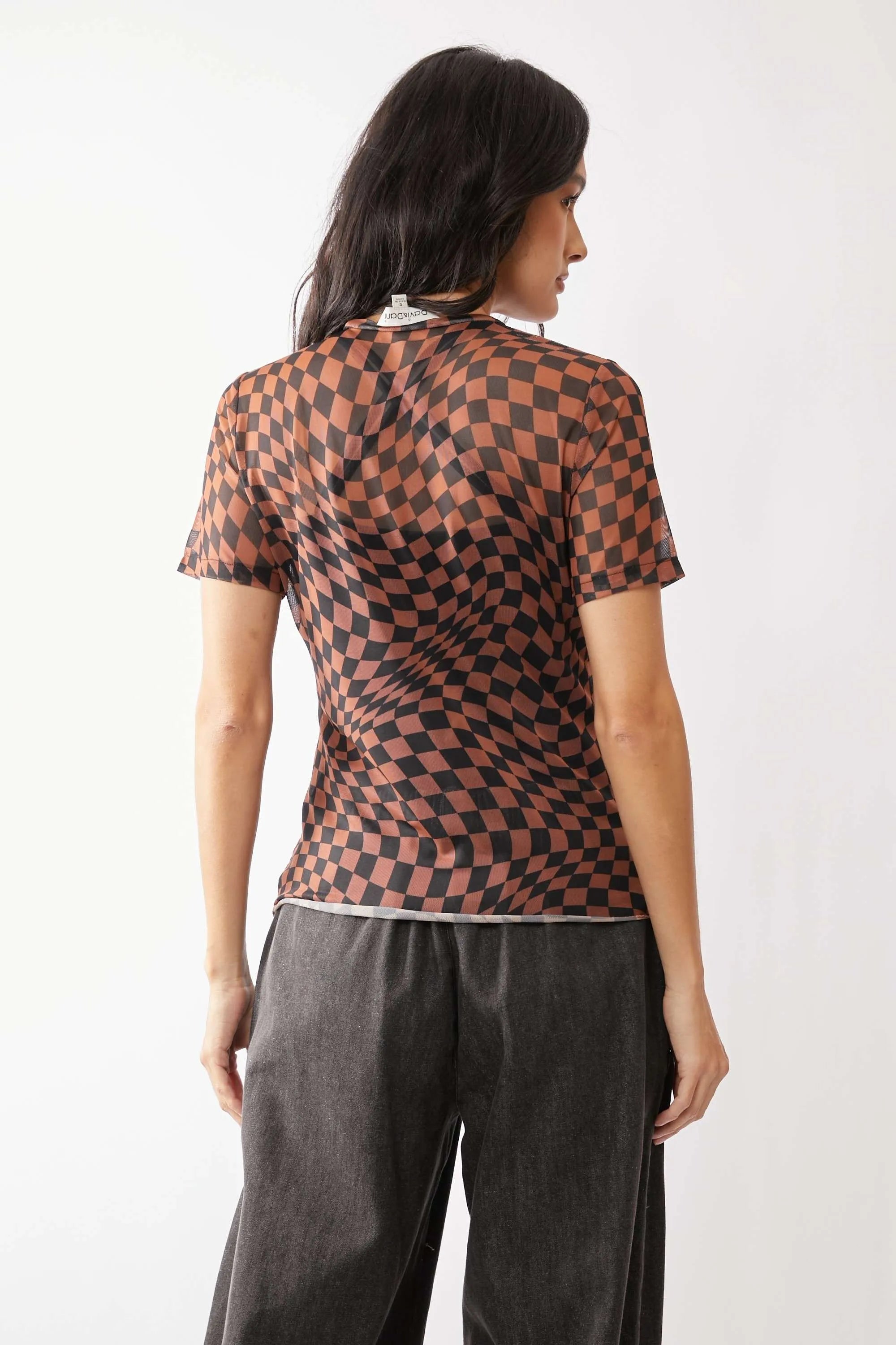 Davi & Dani Checker Board Printed Mesh Short Sleeve Top - BROWN / S