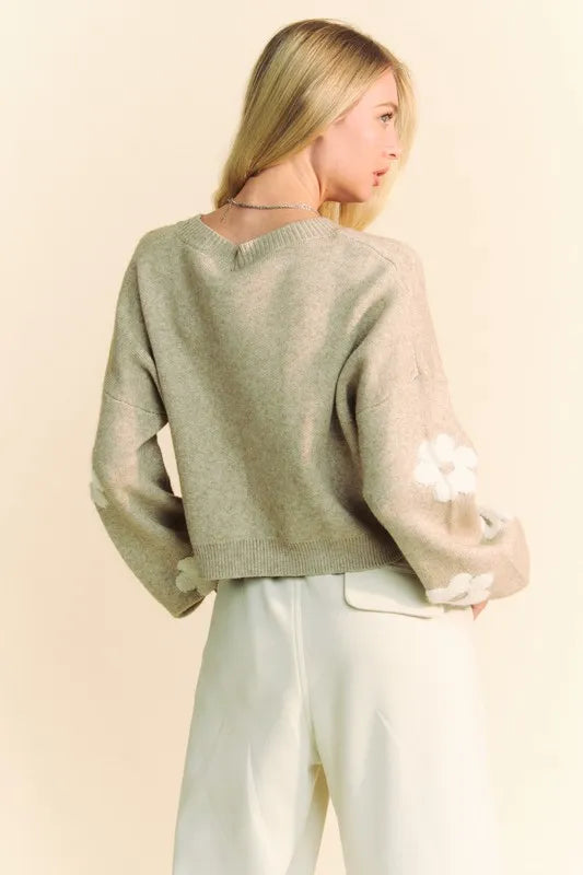 Davi & Dani Floral Drop Shoulder Cropped Sweater - Tan / S