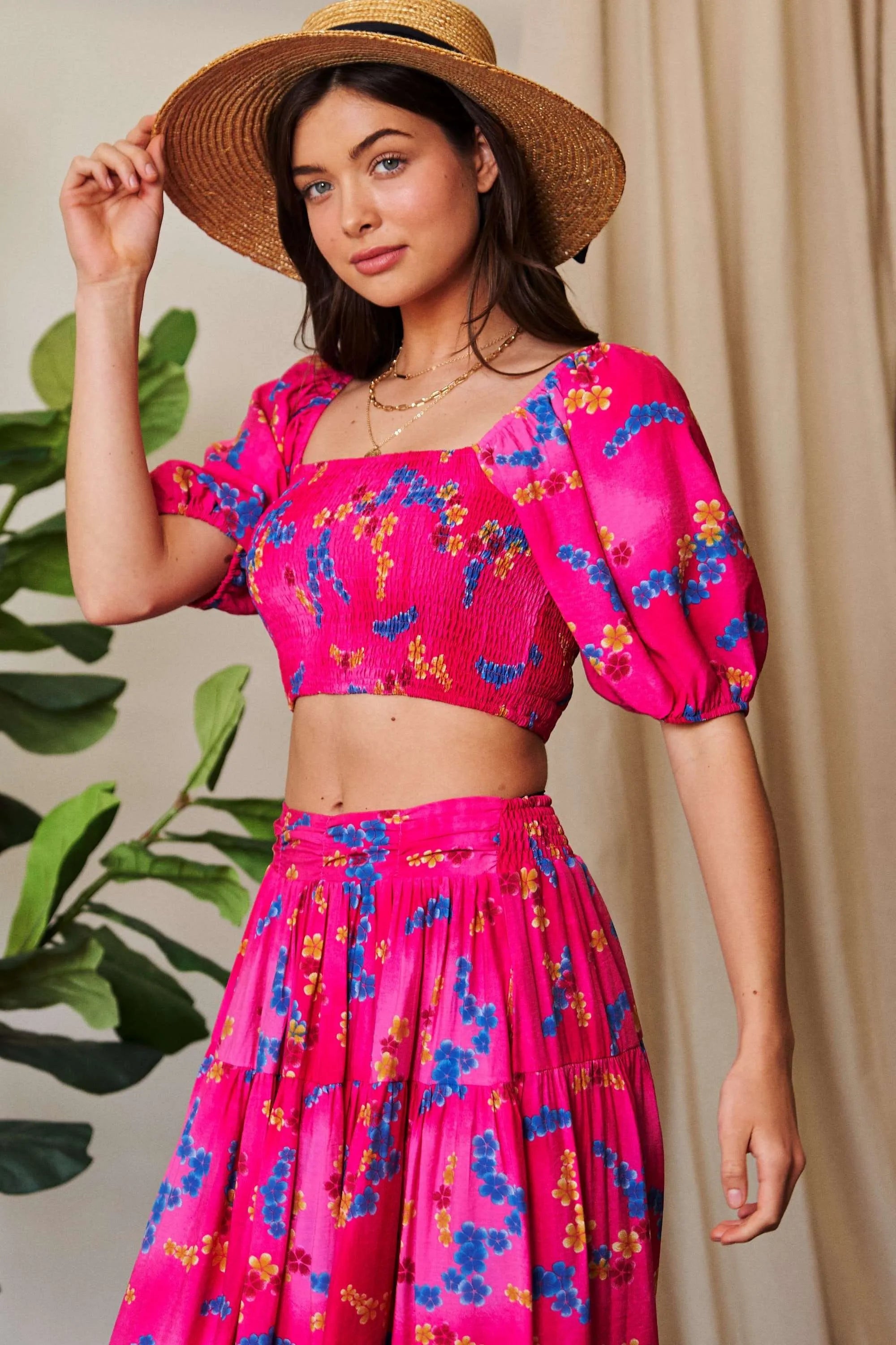 Davi & Dani Smocking Bodice Puff Short Sleeve Printed Crop Top - Pink - CANDY PINK / S
