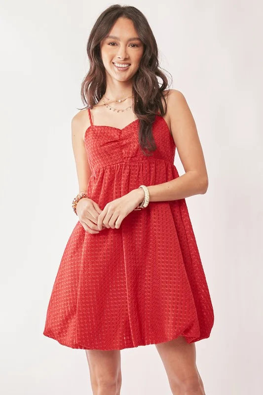Davi & Dani Textured Sweetheart Neckline Bubble Hem Dress - Red / S