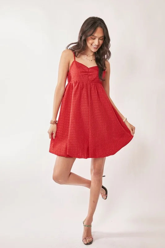 Davi & Dani Textured Sweetheart Neckline Bubble Hem Dress - Red / S