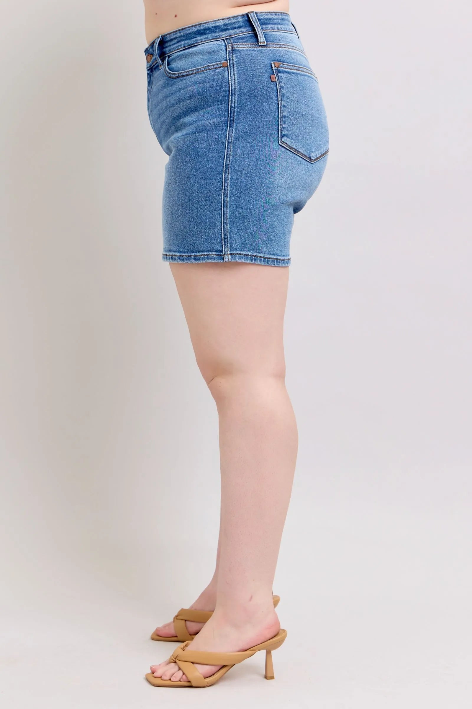 Judy Blue Full Size 2 Button Denim Shorts with Pockets Plus Size - Medium / S