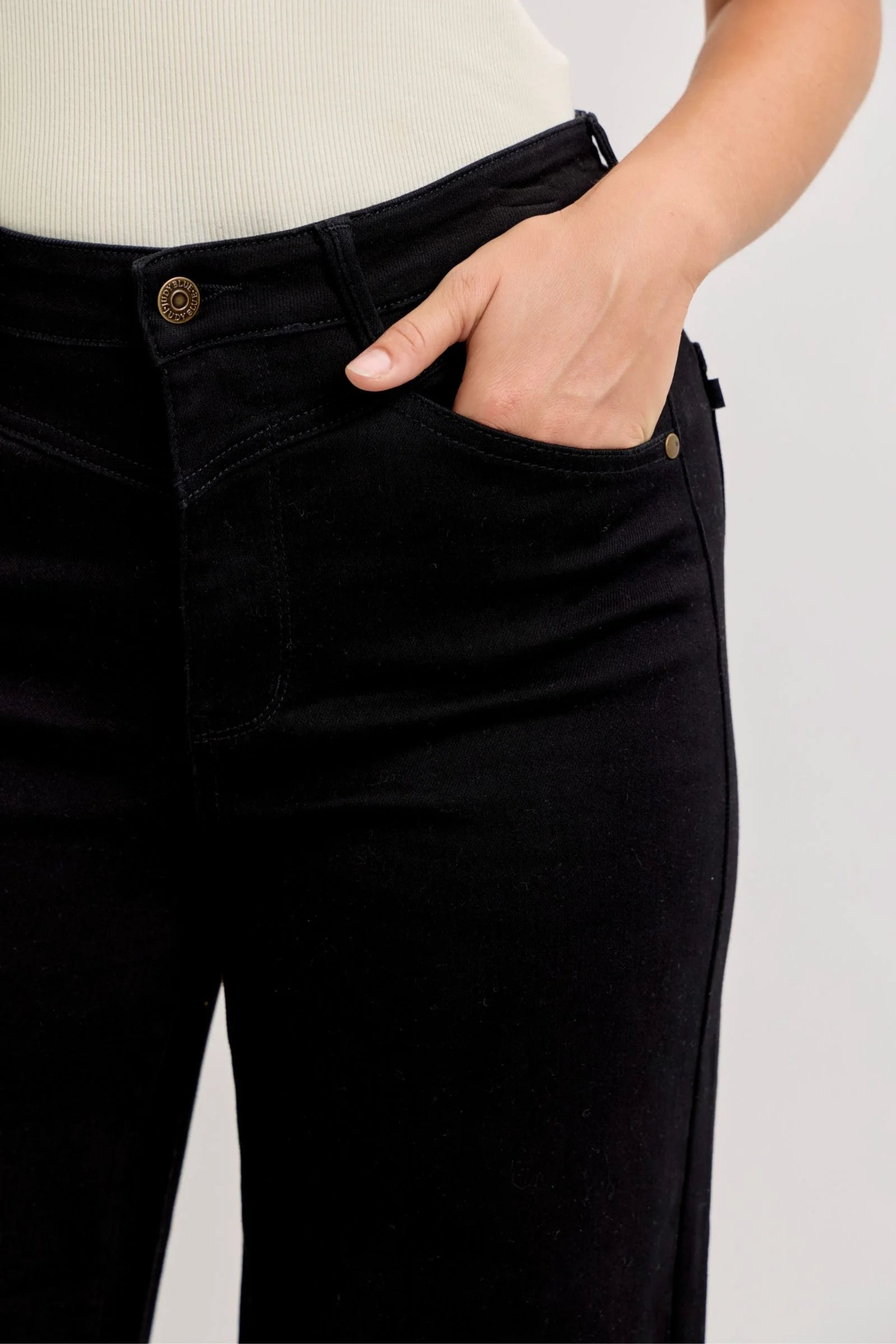 Judy Blue High-Waisted Wide Leg Jeans - Black / 0(24)