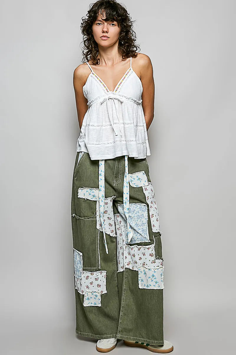 POL V-Neck Embroidered Trim Ruffled Cami - OFF WHITE / S