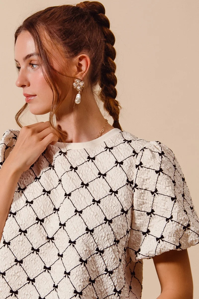 SO ME Bow Texture Woven Bubble Sleeve Top - IVORY / S