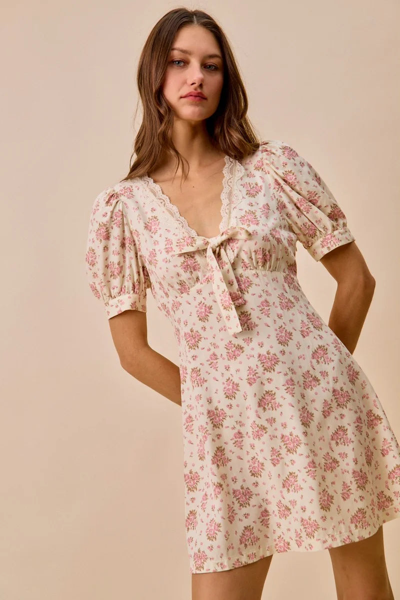 SO ME Floral Lace Trimed Short Sleeves Mini Dress - CREAM / S