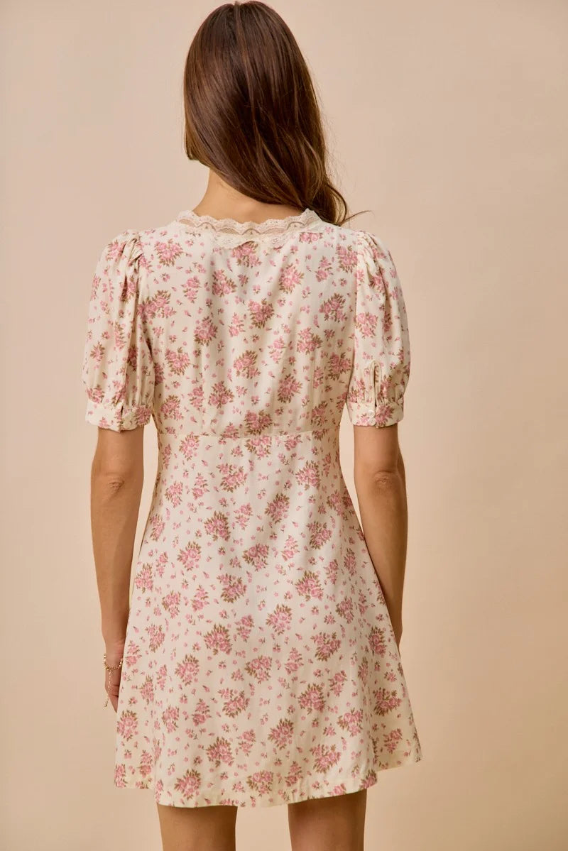 SO ME Floral Lace Trimed Short Sleeves Mini Dress - CREAM / S