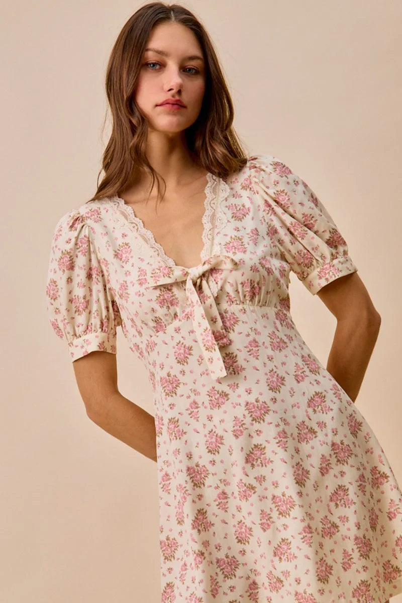 SO ME Floral Lace Trimed Short Sleeves Mini Dress - CREAM / S