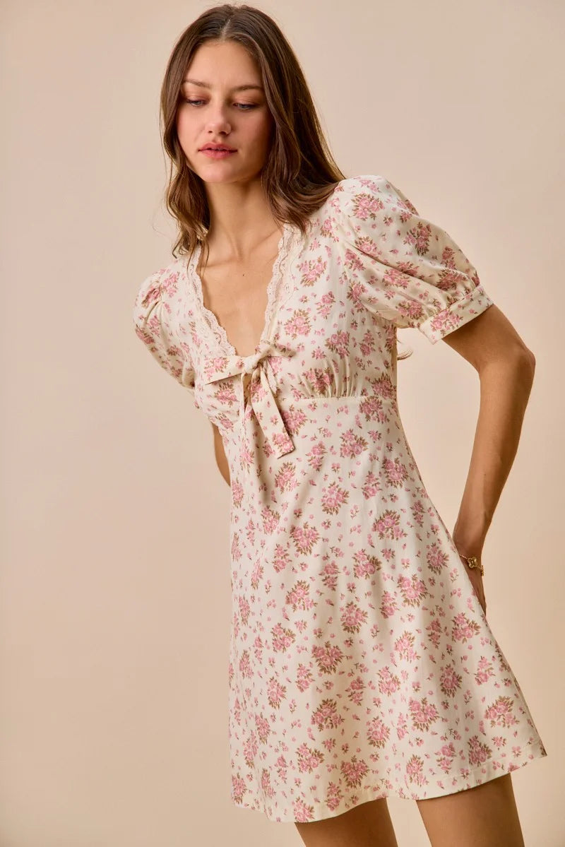 SO ME Floral Lace Trimed Short Sleeves Mini Dress - CREAM / S