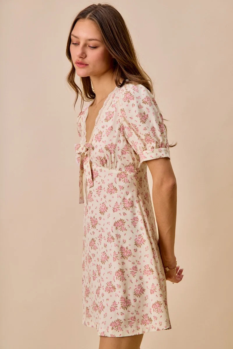 SO ME Floral Lace Trimed Short Sleeves Mini Dress - CREAM / S