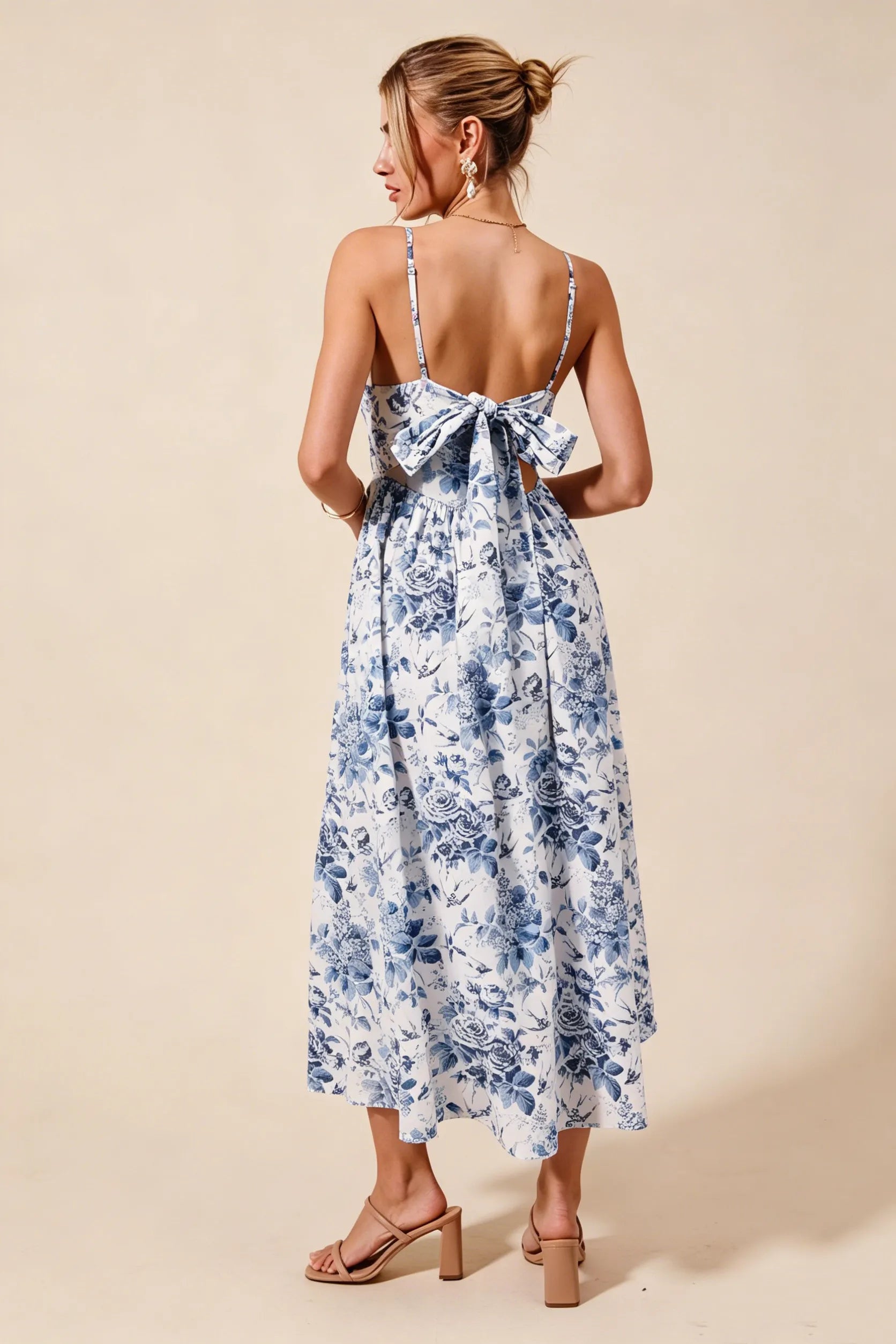 SO ME Floral Woven V Neck Dress With Back Ribbon Tie - BLUE / S