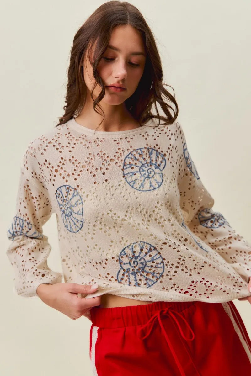 SO ME Seashell Lightweight Sweater Top - Cream/Blue / S
