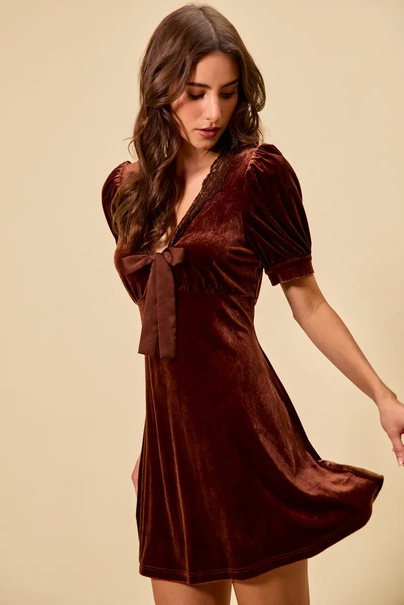 SO ME Velvet Short Sleeves Mini Dress - MAUVE / S