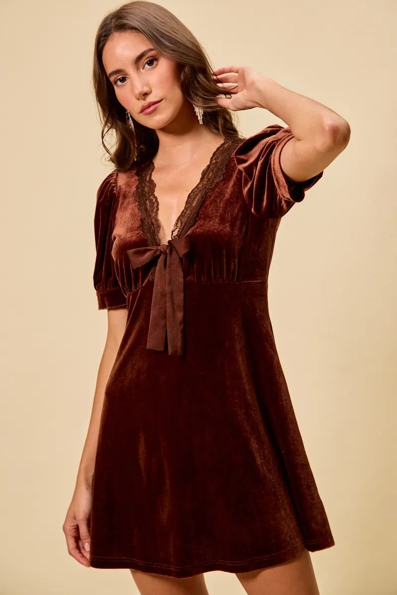 SO ME Velvet Short Sleeves Mini Dress - MAUVE / S