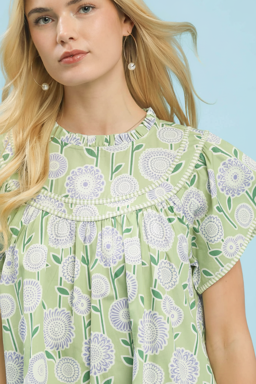 RETRO-INSPIRED STYLES
