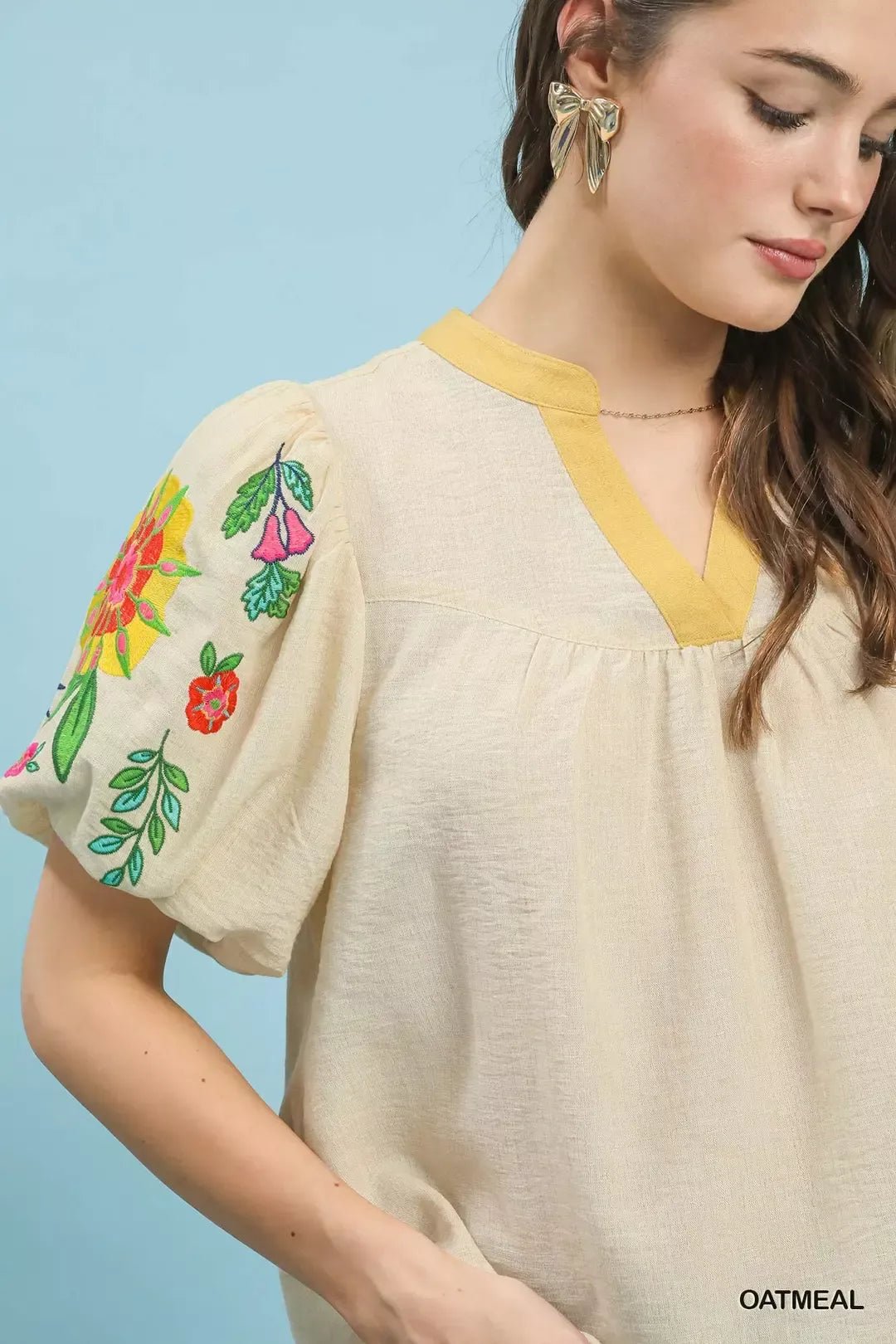 Umgee Embroidered Puff Sleeve Top - OATMEAL / S