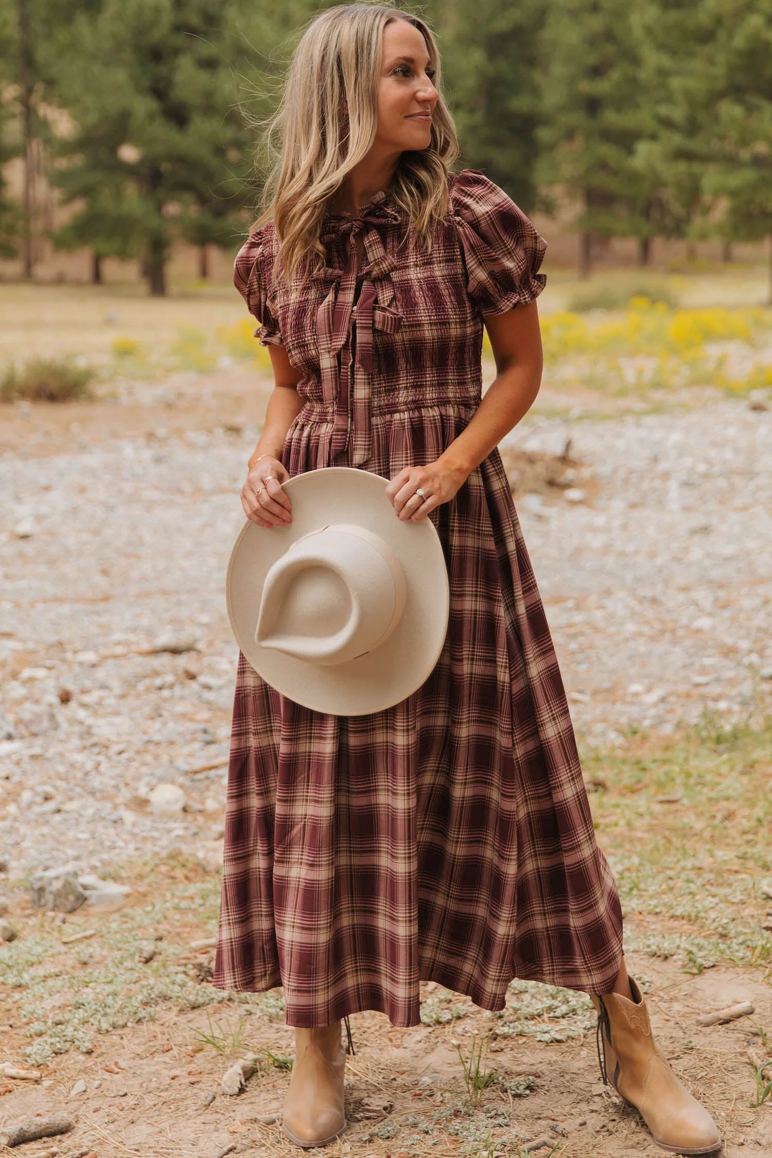 Red Vintage Plaid Midi Dress with Puff Sleeves and Tie Neckline for Daily Wear