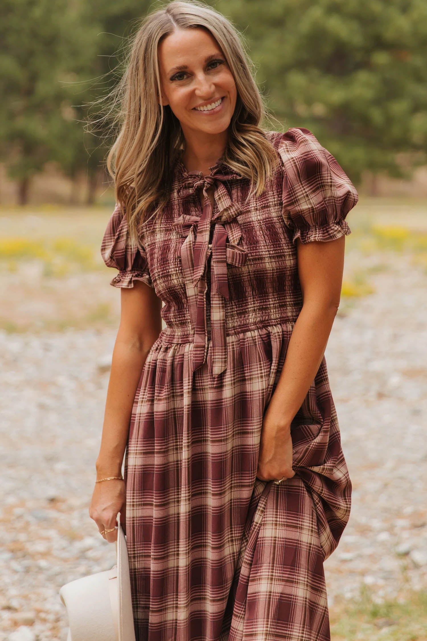 Red Vintage Plaid Midi Dress with Puff Sleeves and Tie Neckline for Daily Wear